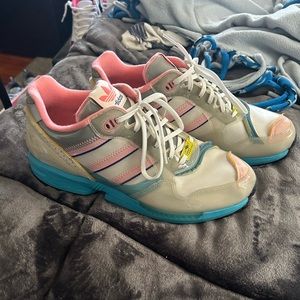 Adidas Inside Out unique sneaker size 11